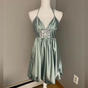 Jessica McClintock Y2K Satin Halter Dress
Bubble Hem